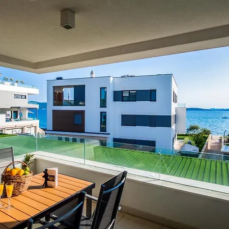 Crystal Holiday Residence Sukosan Exterior photo