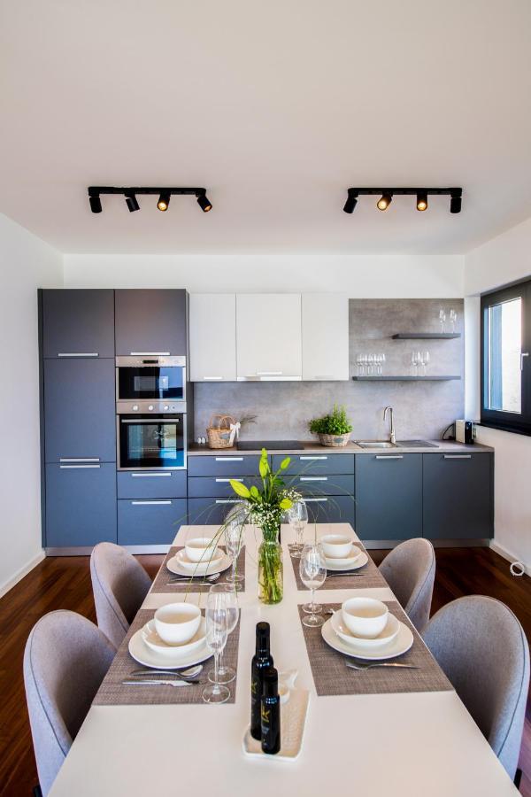 Crystal Apartment