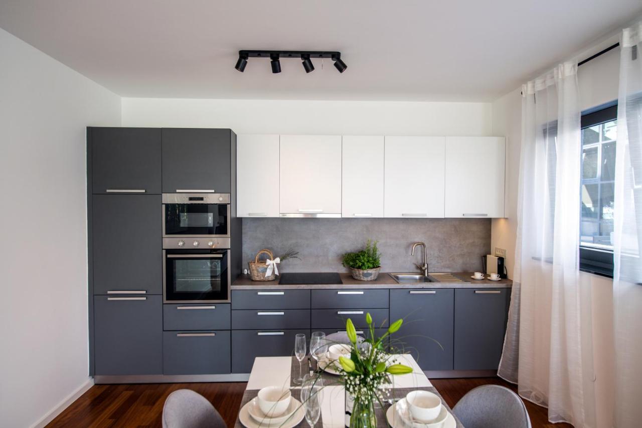 Crystal Apartment