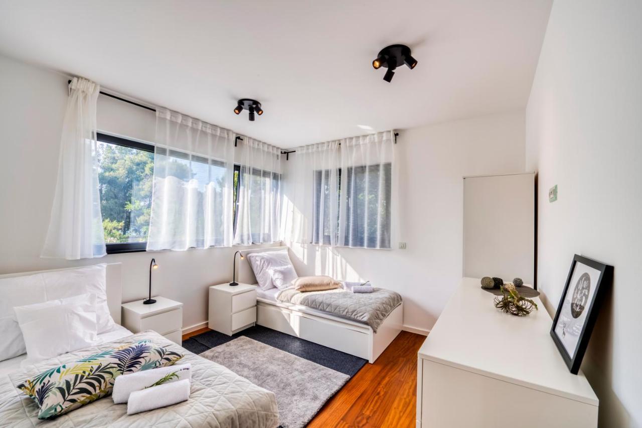 Apartment Crystal Sukosan
